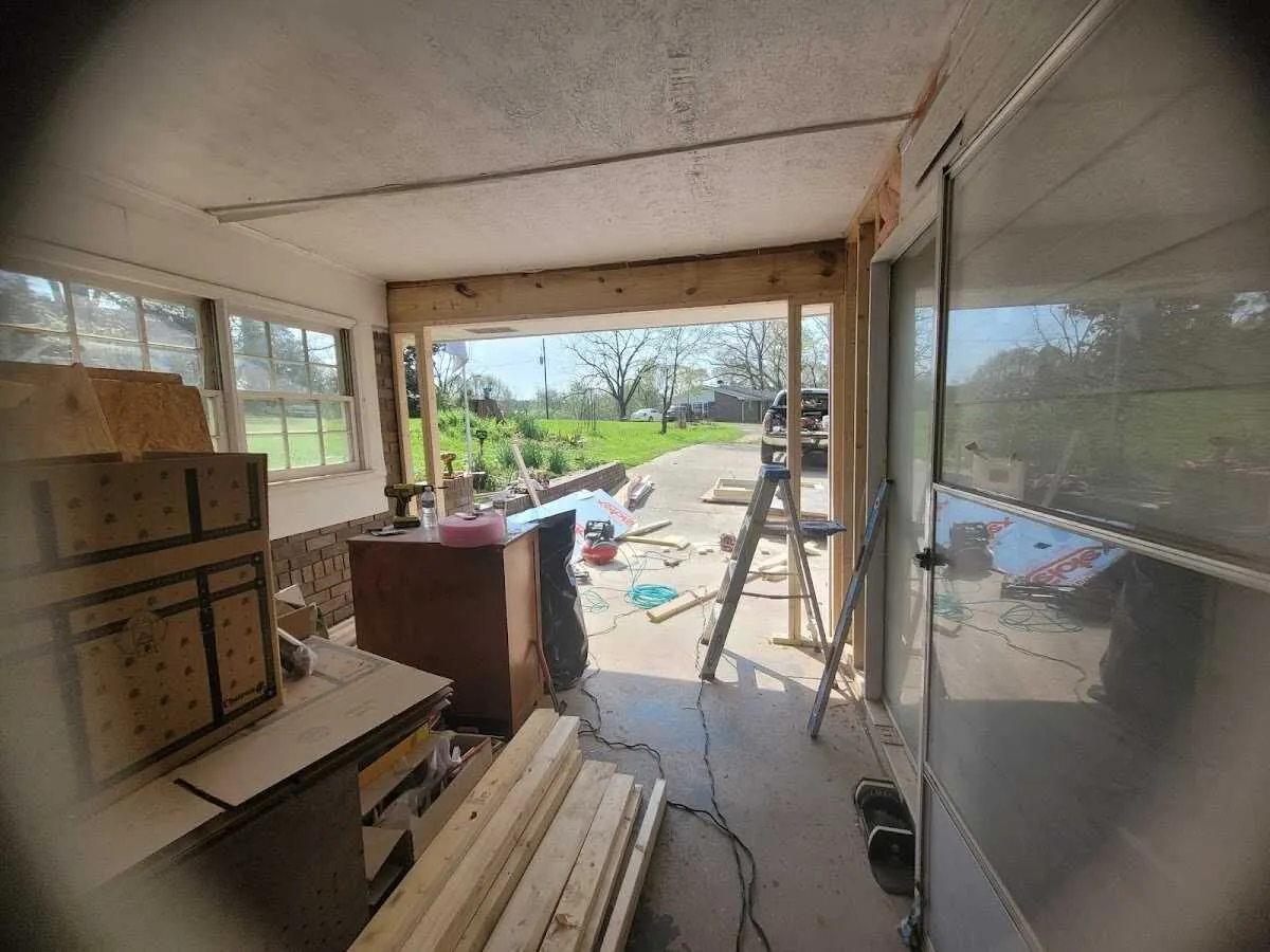 Air movers and dehumidifier for Water Mitigation Services in Albion